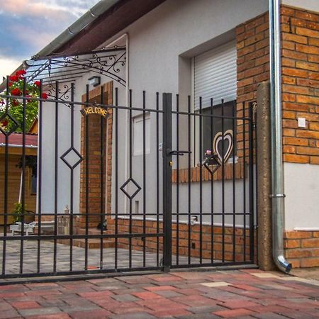 Feliz Apartman ギュラ エクステリア 写真