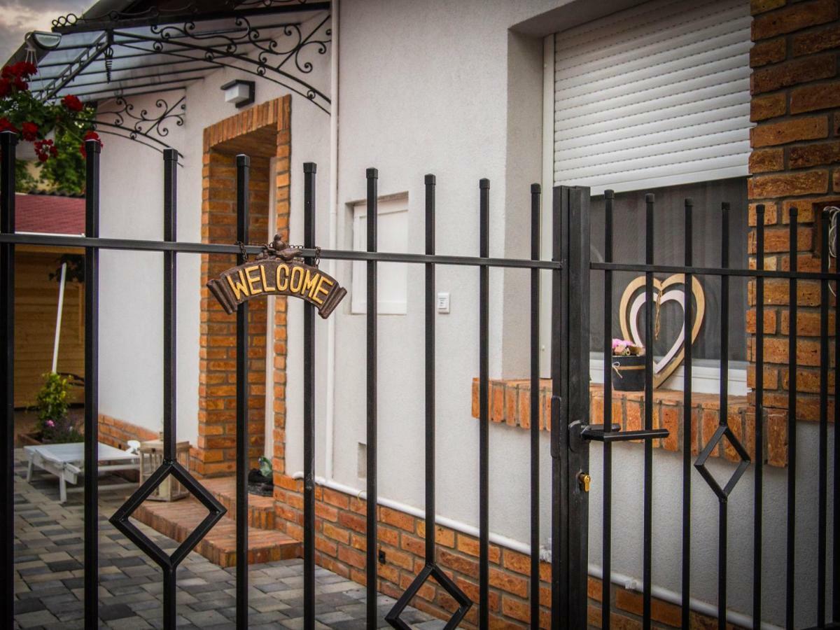 Feliz Apartman ギュラ エクステリア 写真